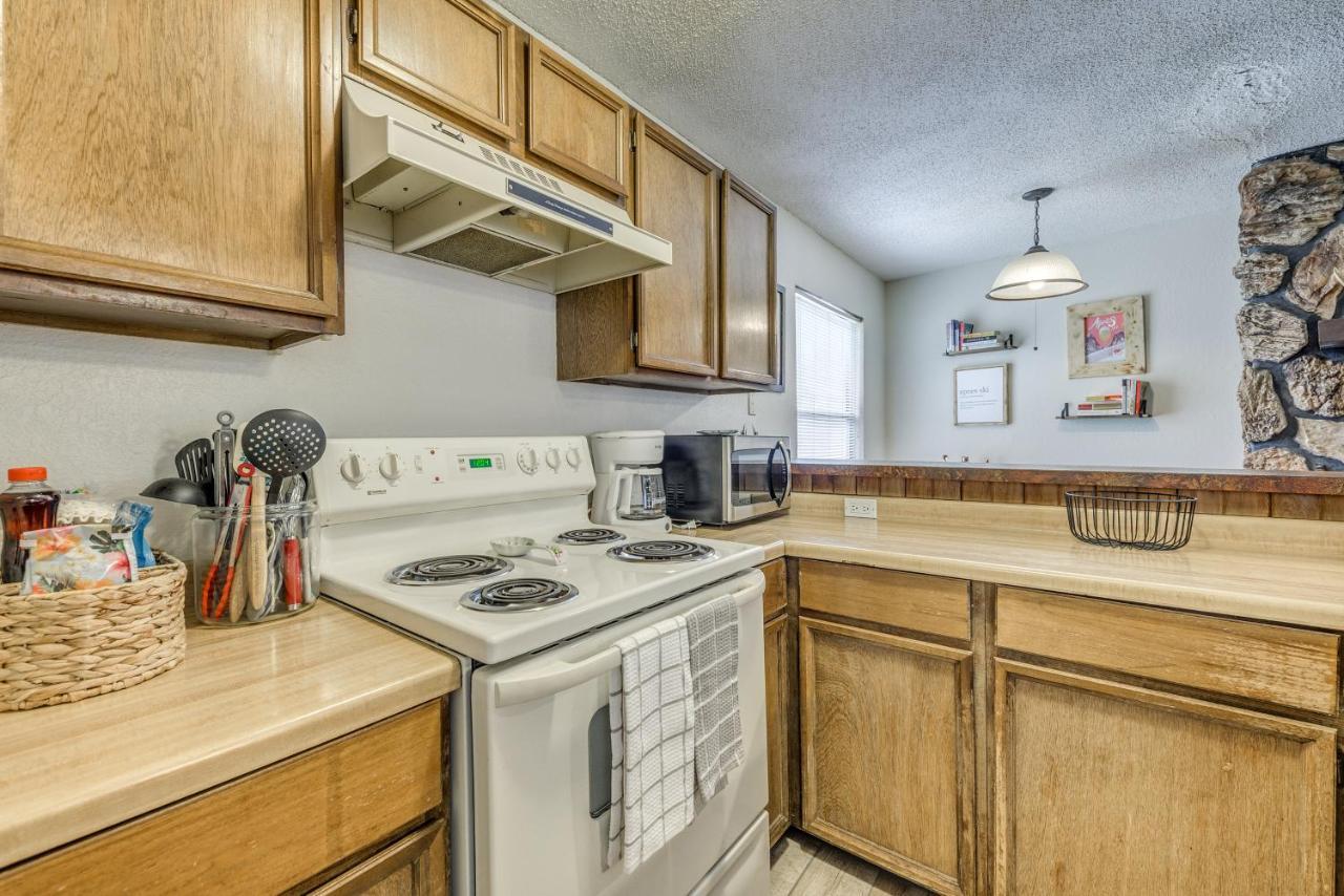 Ruidoso Home With Balcony About 16 Mi To Ski Apache! المظهر الخارجي الصورة