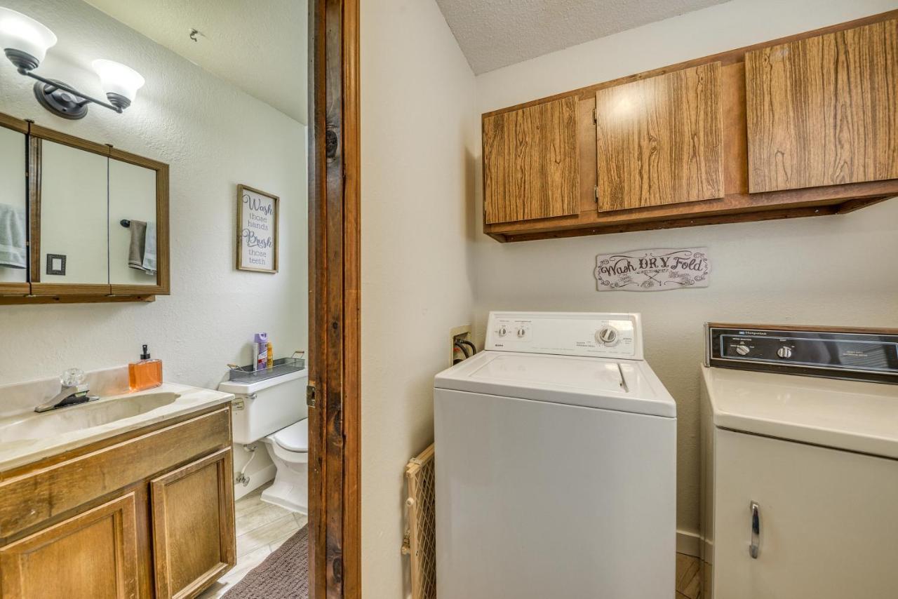 Ruidoso Home With Balcony About 16 Mi To Ski Apache! المظهر الخارجي الصورة